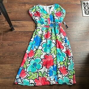 NWT Maggy London Chrissa Dress | Floral Print Dress | Maggy London Floral Dress